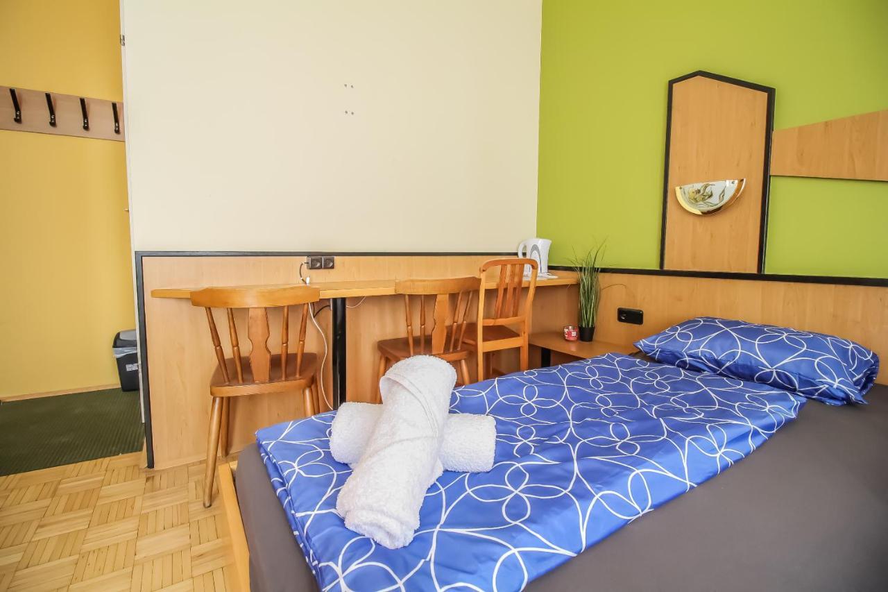 Apartament Queen Studio 3p Bs A *