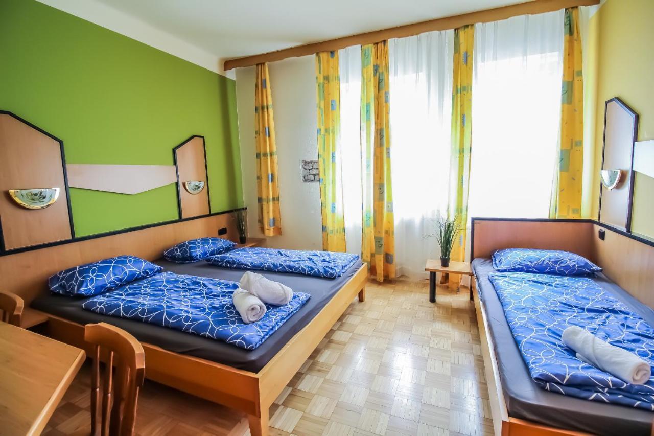 Queen Studio 3p Bs A Apartment *